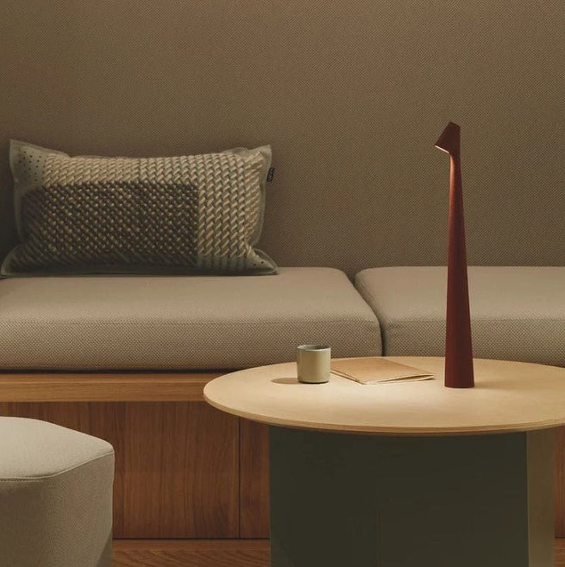 Luminavista™ I Portable Table Lamp